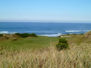 Pacific Dunes 10th Fescue Side