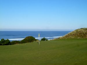Pacific Dunes 11th Green