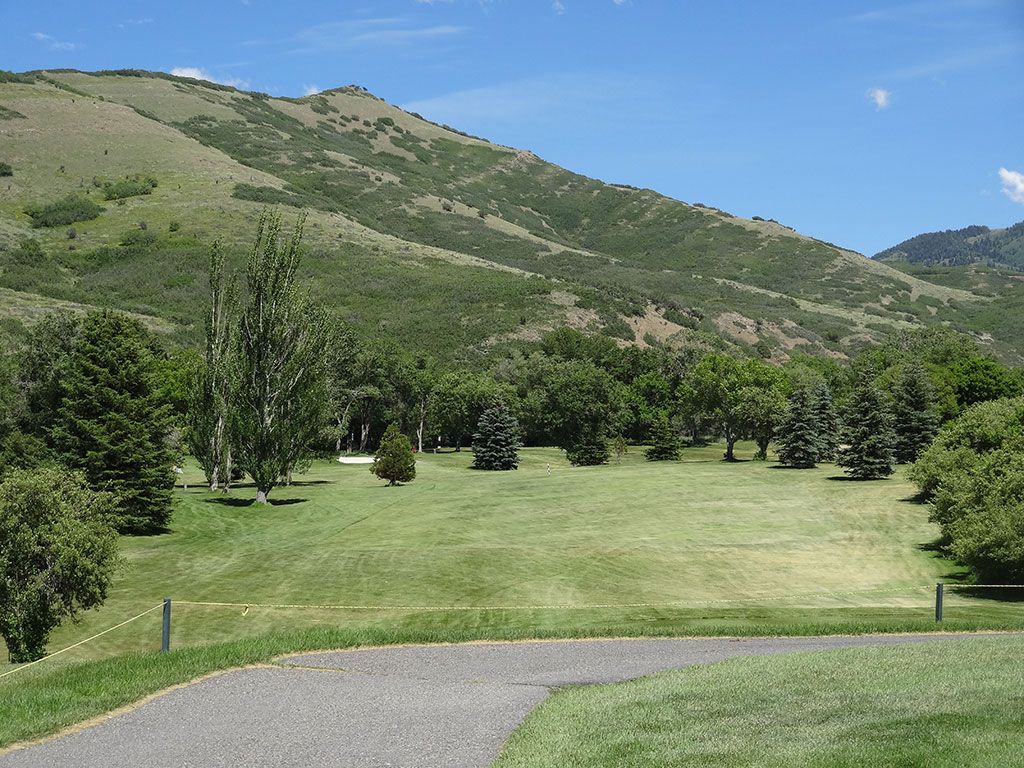 Photographs GolfCourseGurus