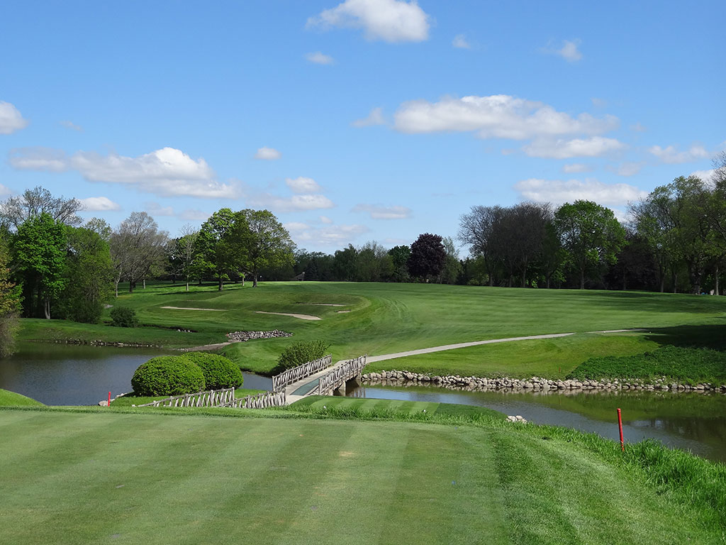 Photographs GolfCourseGurus