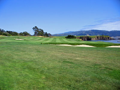 The golfer's first hole along the ocean is also the easiest and a great chance to card a birdie