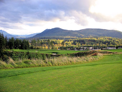 A fantastic risk/reward hole is featured at the 14th