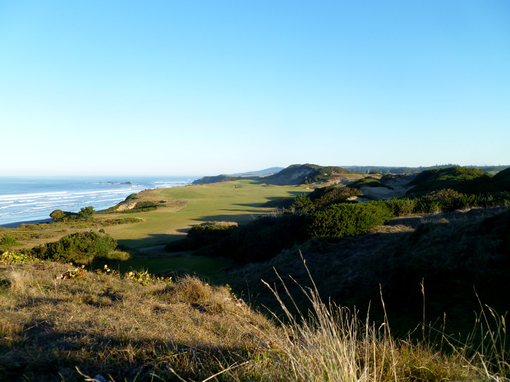 13th Hole at Pacific Dunes