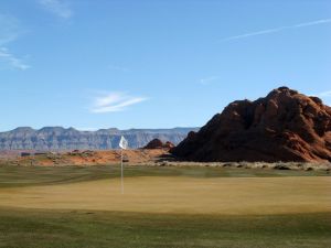 Sand Hollow 10th Green